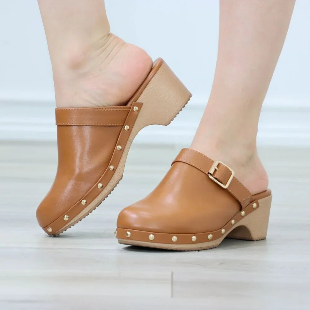 Low Heel Studded Clogs Slip On Faux Leather Mules Retro Style Shoes Lightweight - Picture 1 of 15